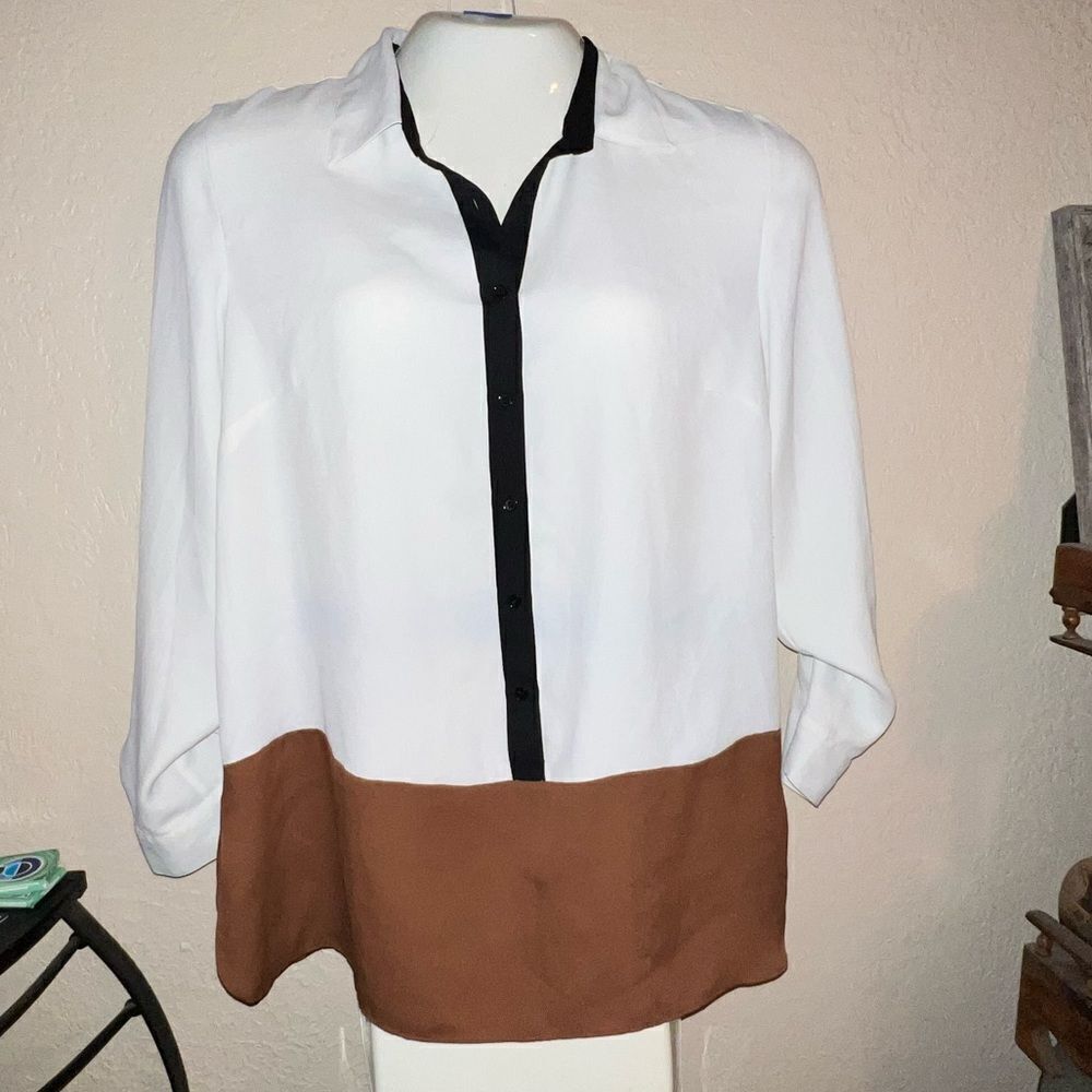 83. Talbots Cream And Tan Color Block Button Down… - image 1